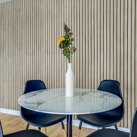 Charming 1br In The Gare Du Nord Area Apartment *